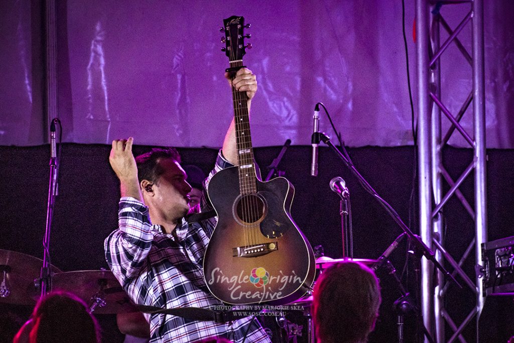 adambrand-ballina-countrymusicfestival-singleorigincreative